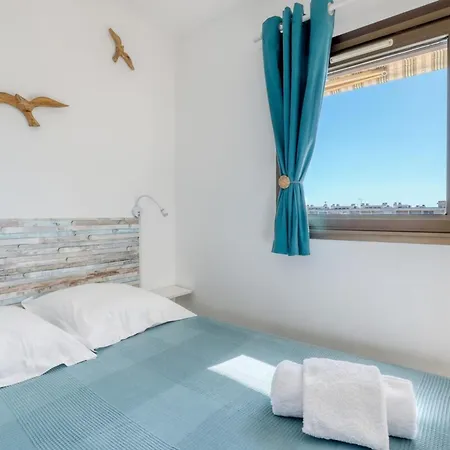 Apartment T2 200m From Lavandou Classified 3 *